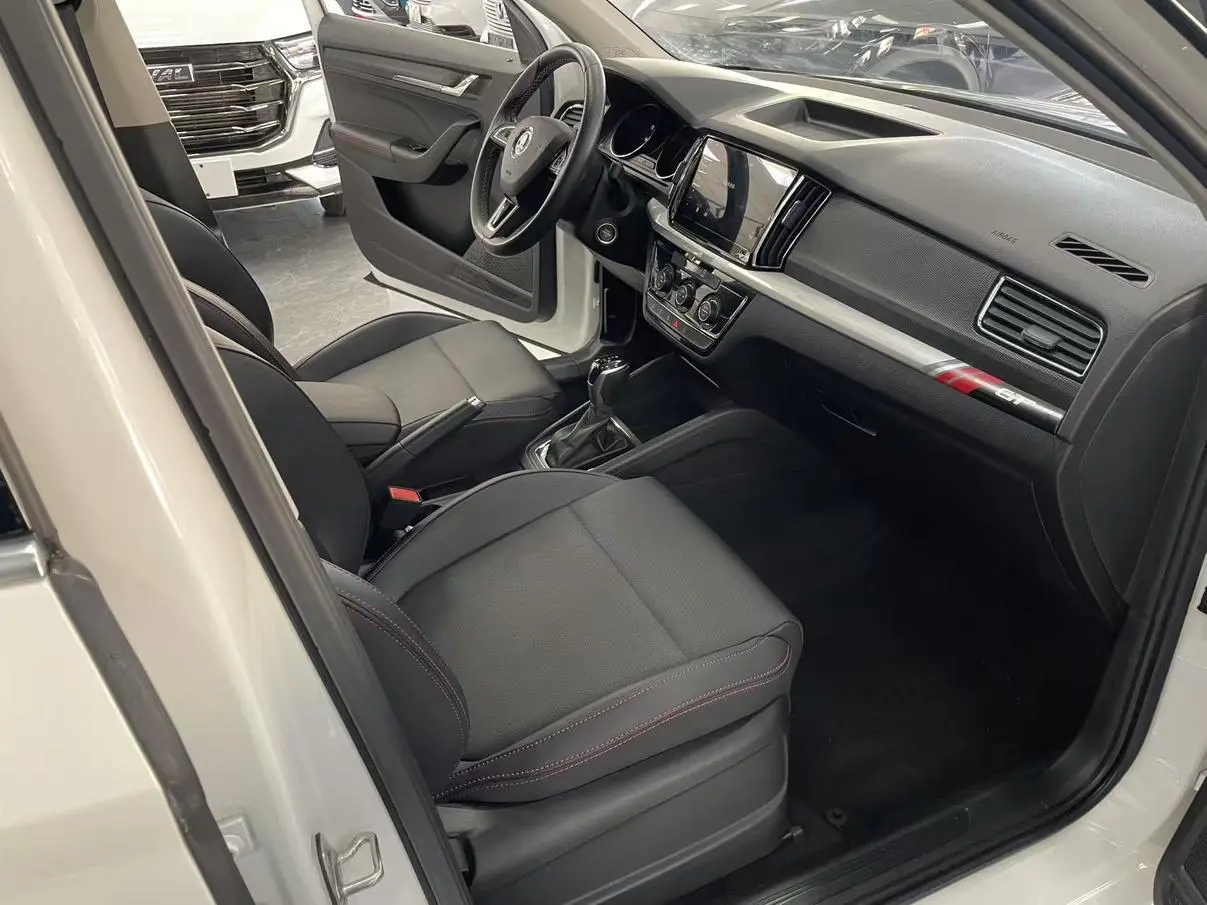 Skoda GT 2021 TSI230 DSG Flagship