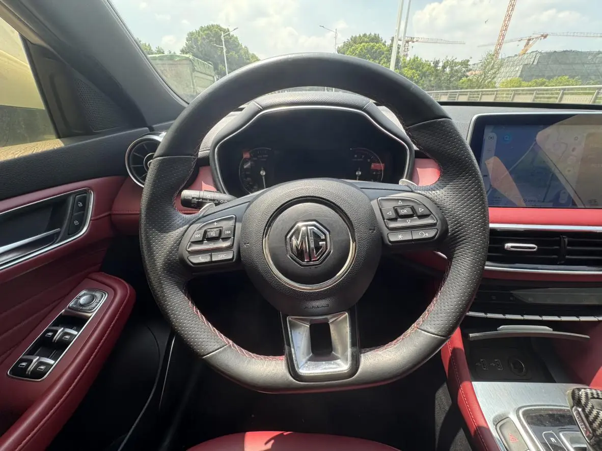 MG HS 2019 30T Auto 2WD Trophy China VI