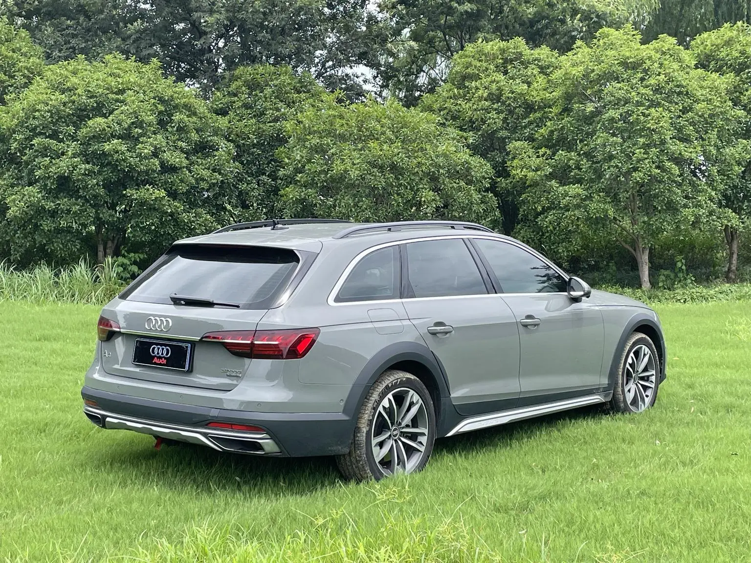 Audi A4( Import ) 2021 allroad quattro