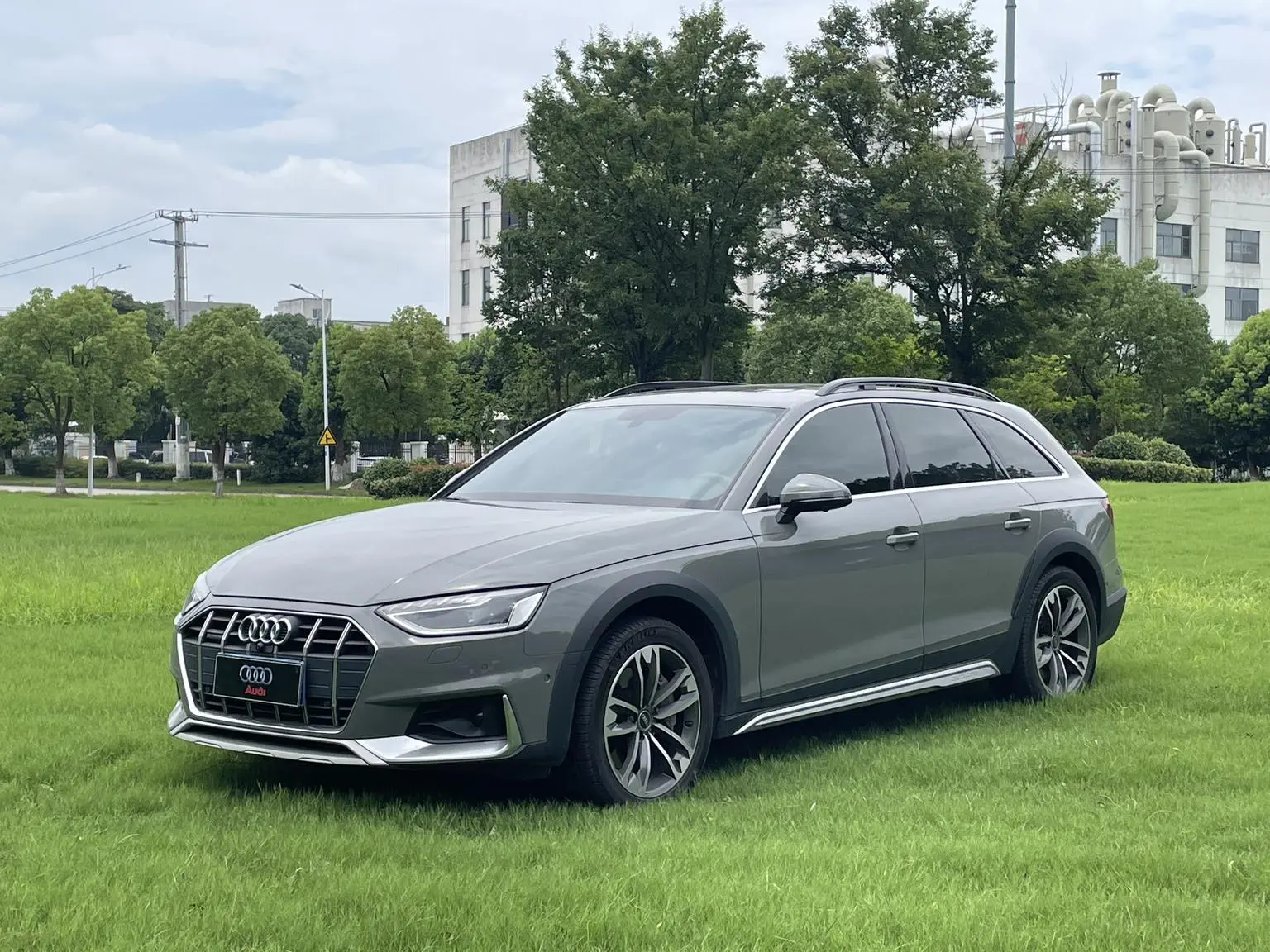 Audi A4( Import ) 2021 allroad quattro