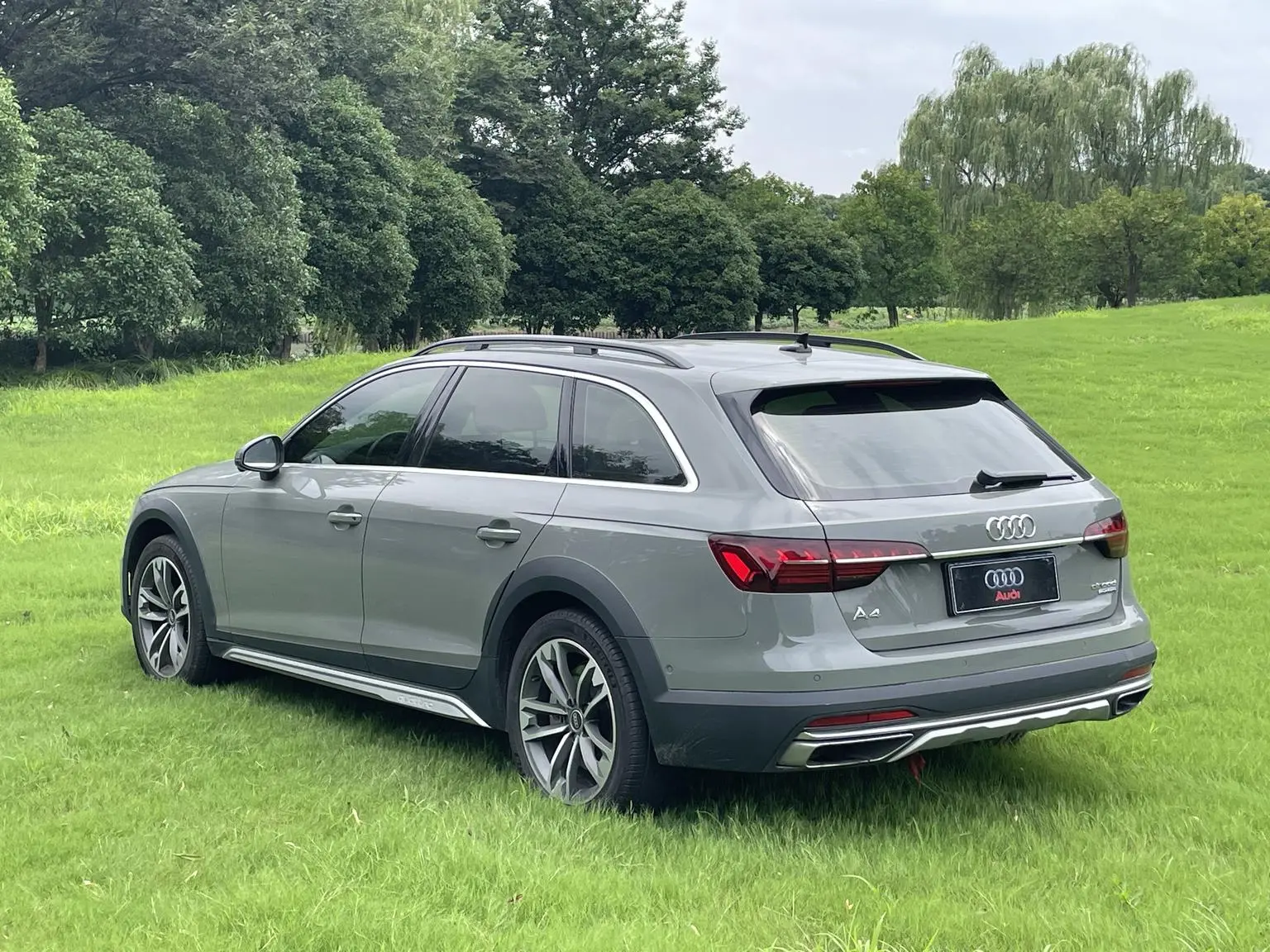 Audi A4( Import ) 2021 allroad quattro
