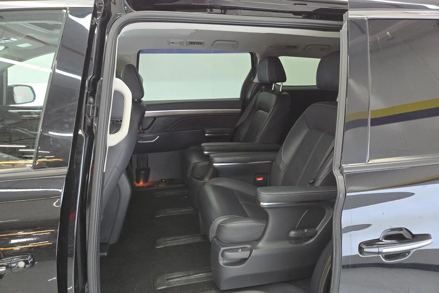 GAC Trumpchi Trumpchi M8 2023 Series 390T Premium Plus