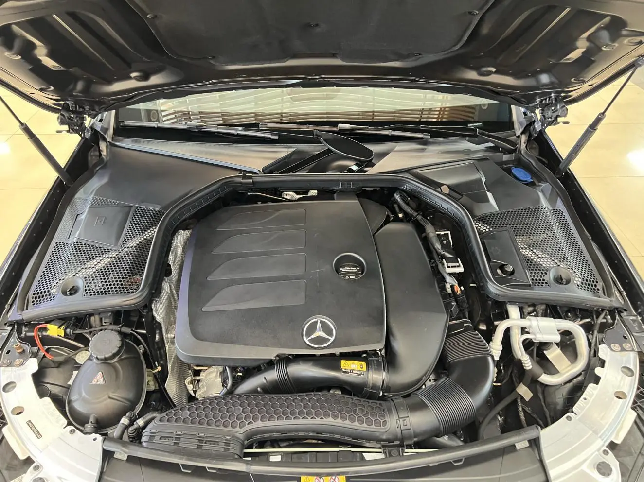 Mercedes-Benz C Class 2020 Facelift C 200 L Dynamic Sport