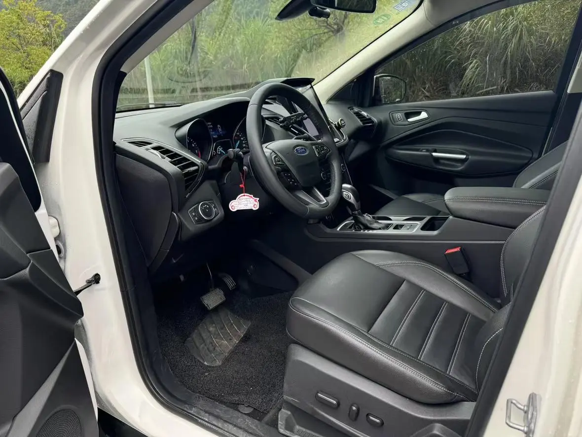 Ford Kuga 2019 EcoBoost 245 4WD China VI