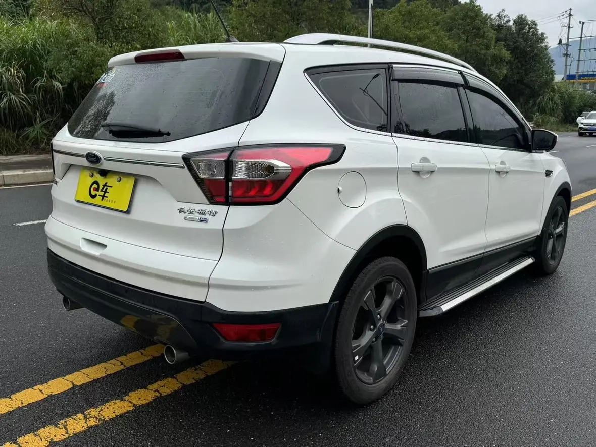 Ford Kuga 2019 EcoBoost 245 4WD China VI
