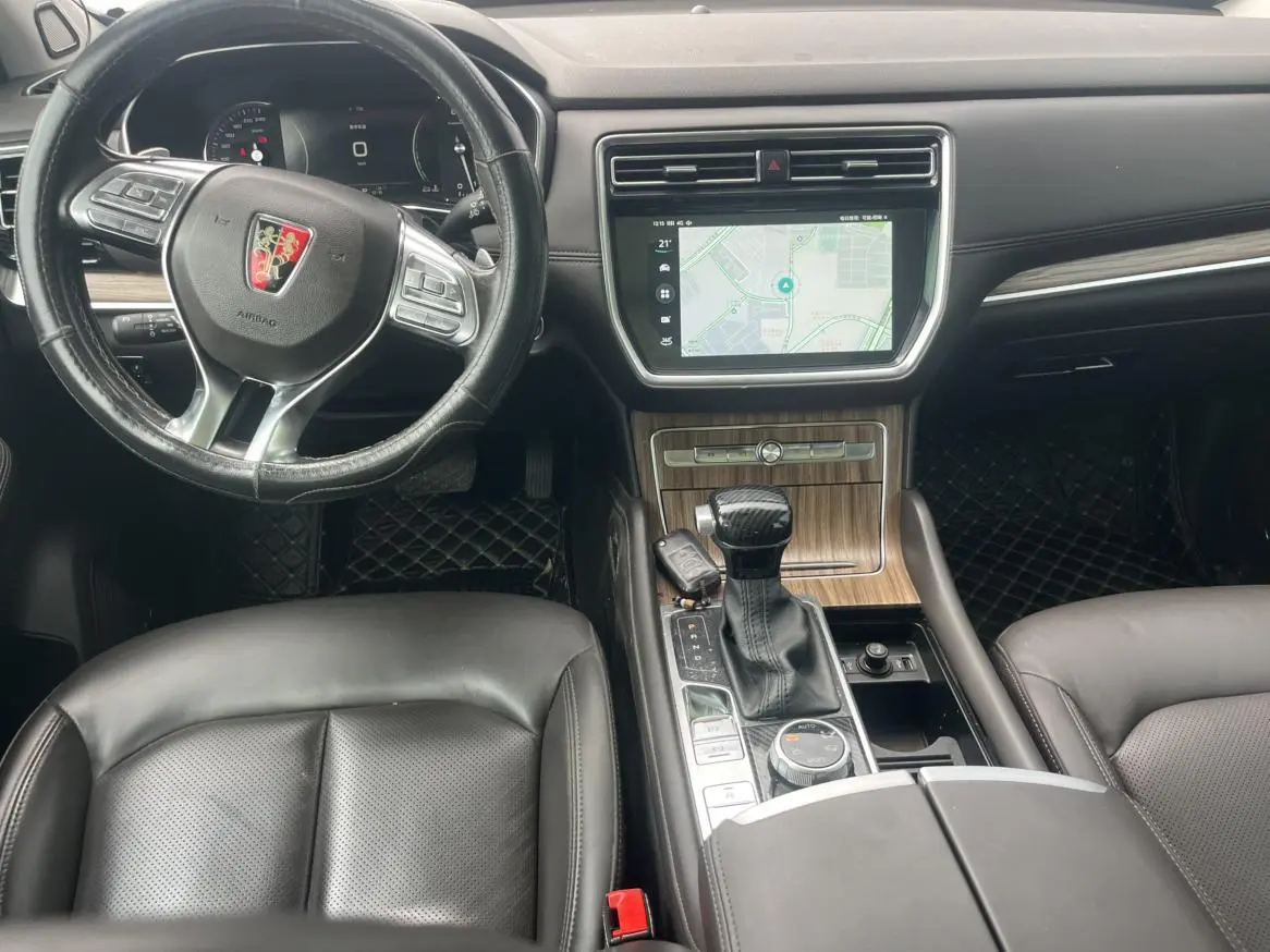 Roewe RX8 2018 30T Smart Connected 4WD Flagship