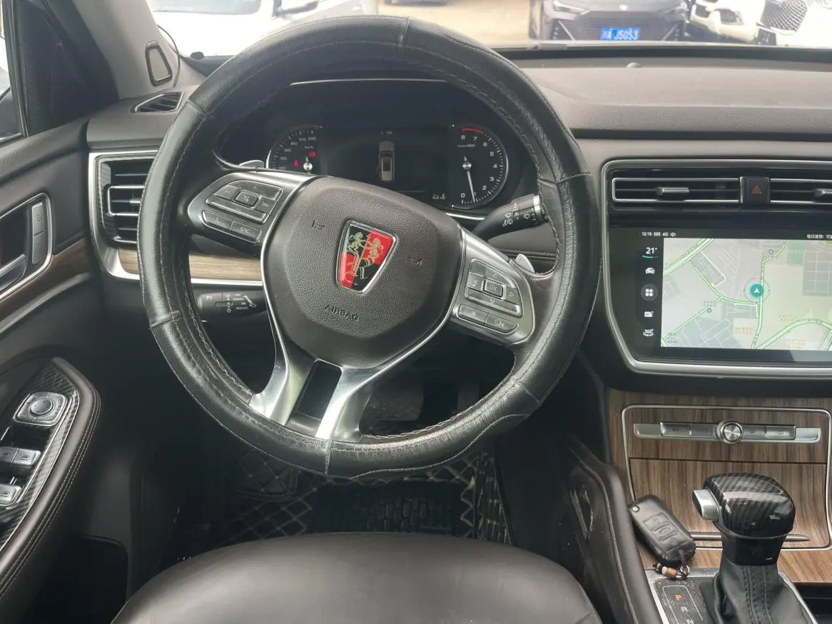 Roewe RX8 2018 30T Smart Connected 4WD Flagship