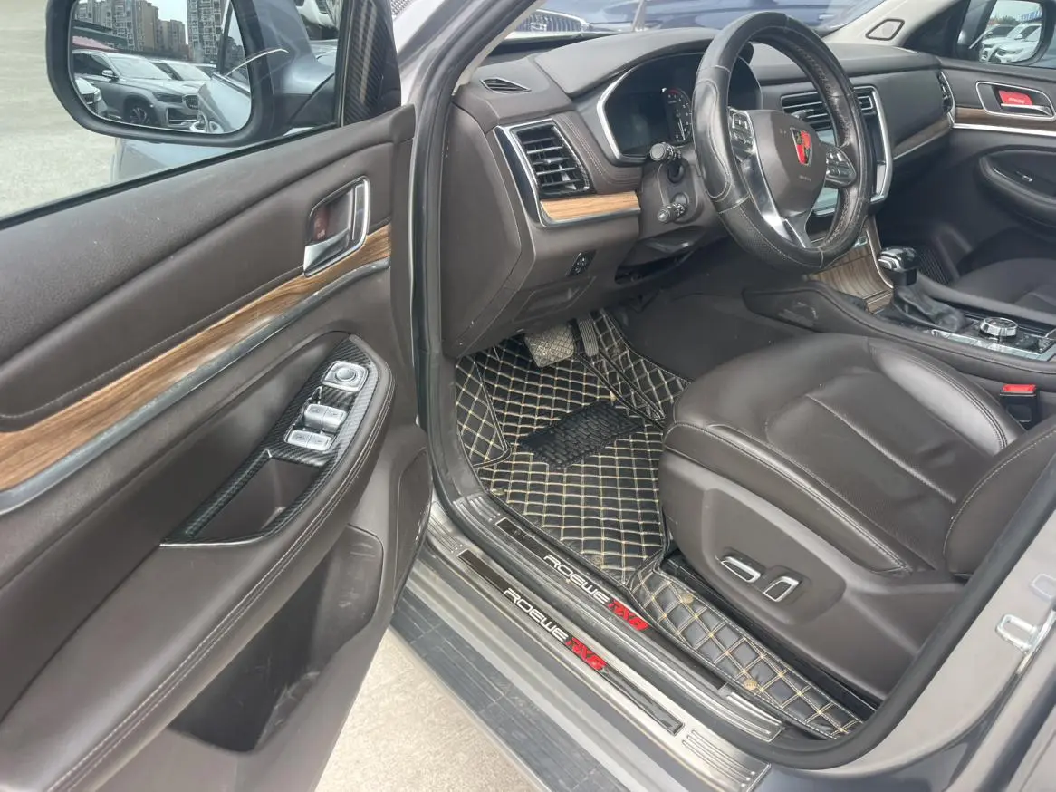 Roewe RX8 2018 30T Smart Connected 4WD Flagship