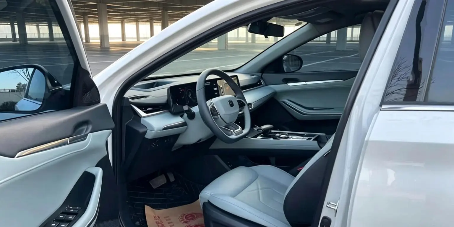 Changan Raeton PLUS 2023 1.5T DCT Luxury