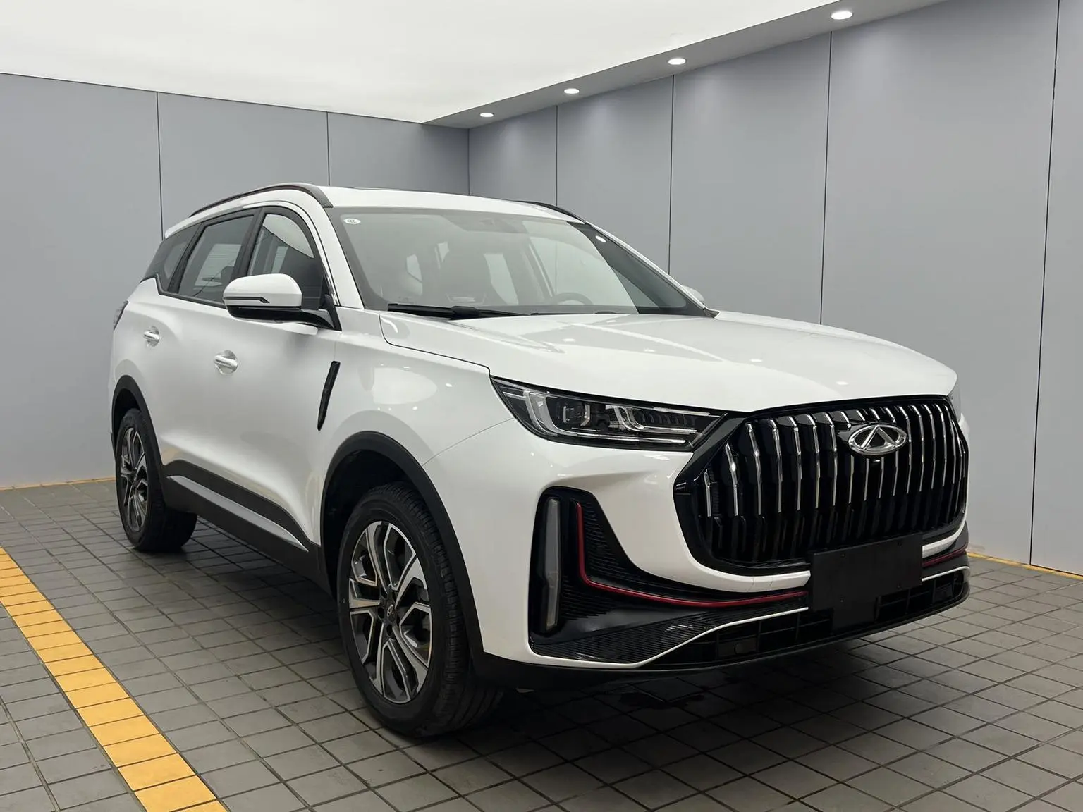 Chery Tiggo 7 PLUS 2023 Champion 1.5TCI CVT Luxury