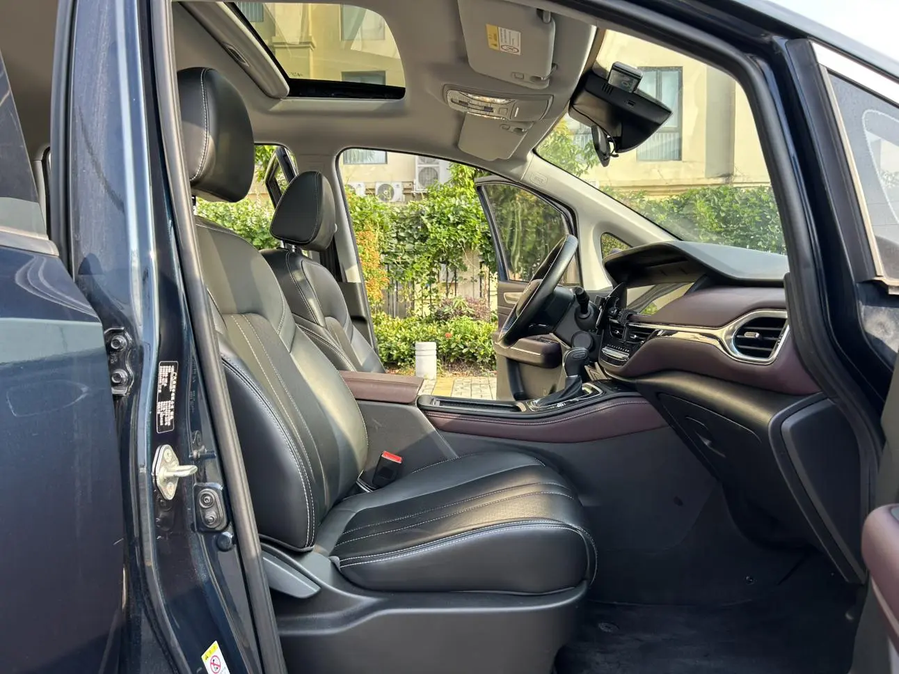 GAC Trumpchi Trumpchi M6 2021 270T Auto Luxury 7 seat