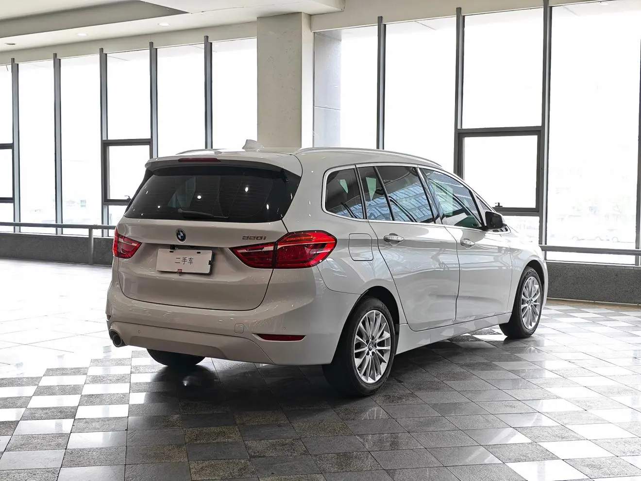 BMW 2 Series Gran Tourer 2019 220i Leading