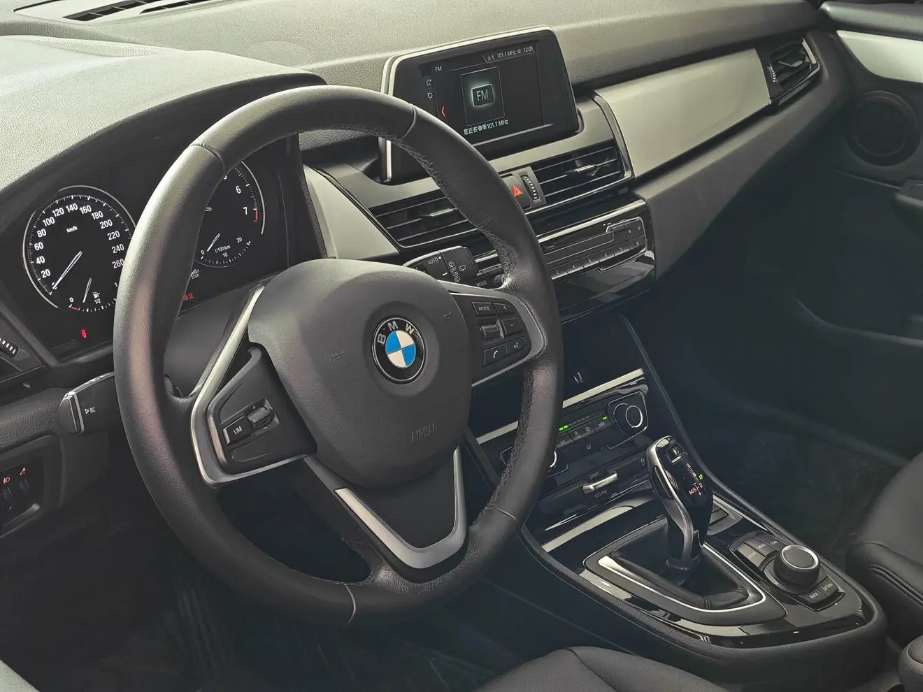 BMW 2 Series Gran Tourer 2019 220i Leading