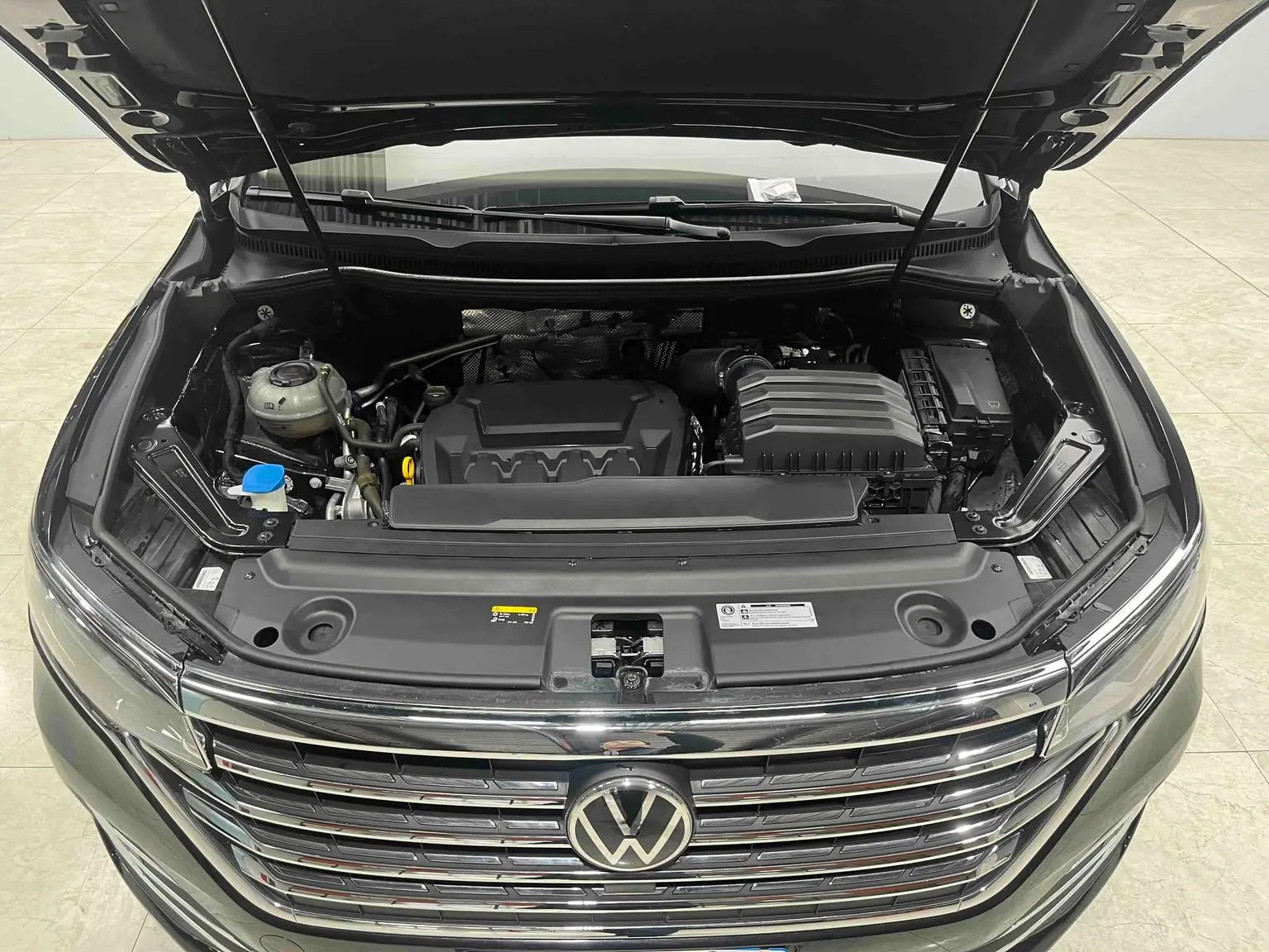 Volkswagen Viloran 2024 380TSI Premium