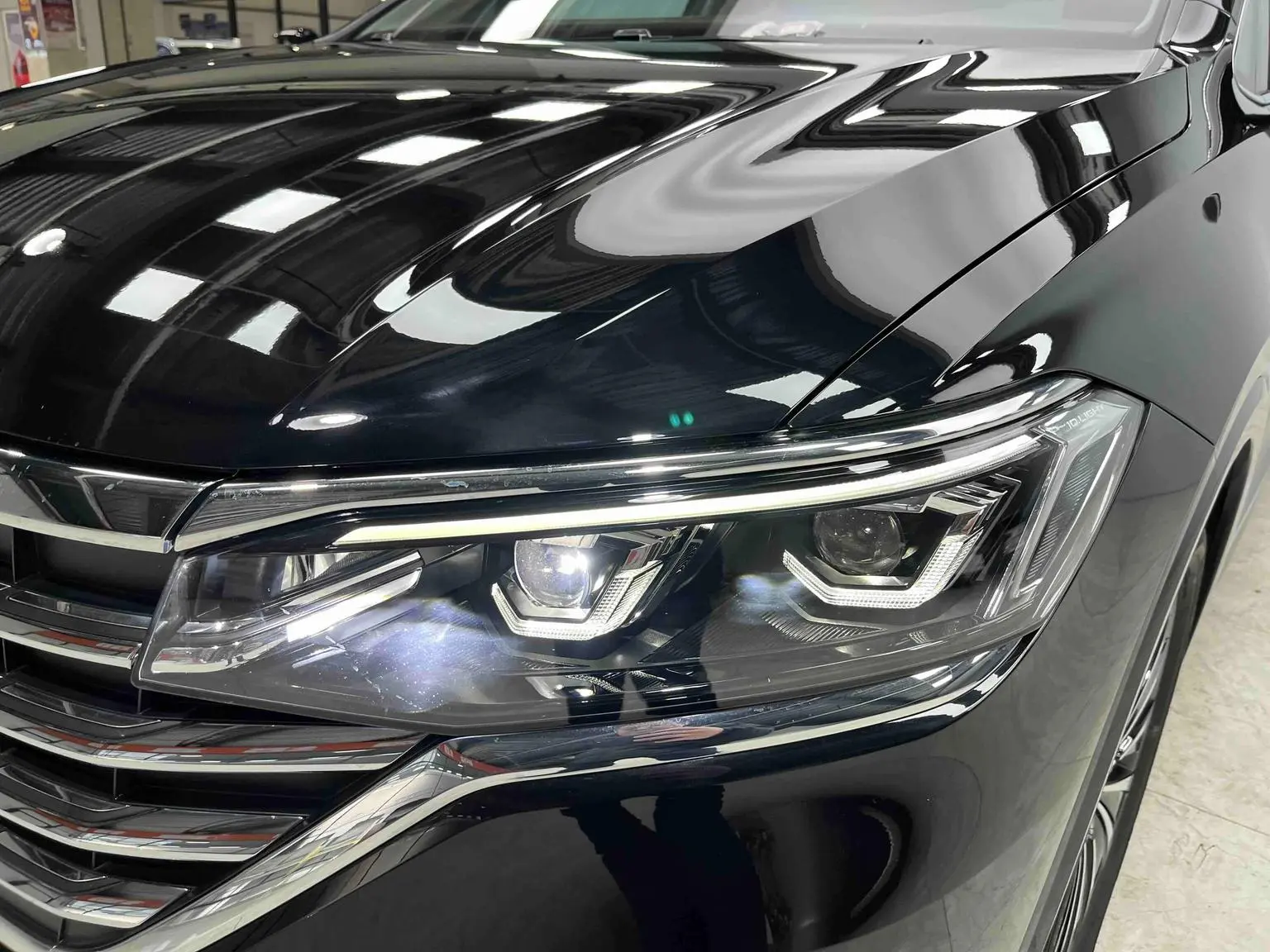 Volkswagen Viloran 2024 380TSI Premium