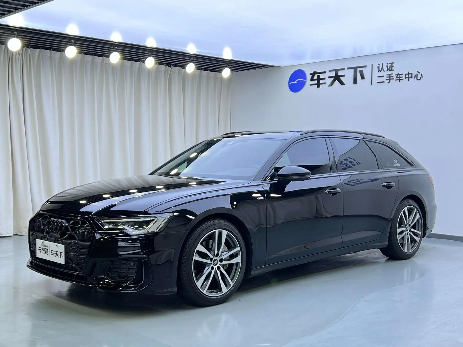 Audi A6( Import ) 2024 Avant quattro 45 TFSI Select Dynamic
