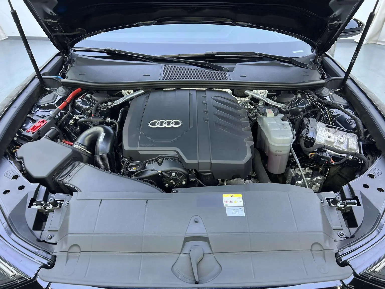 Audi A6( Import ) 2024 Avant quattro 45 TFSI Select Dynamic