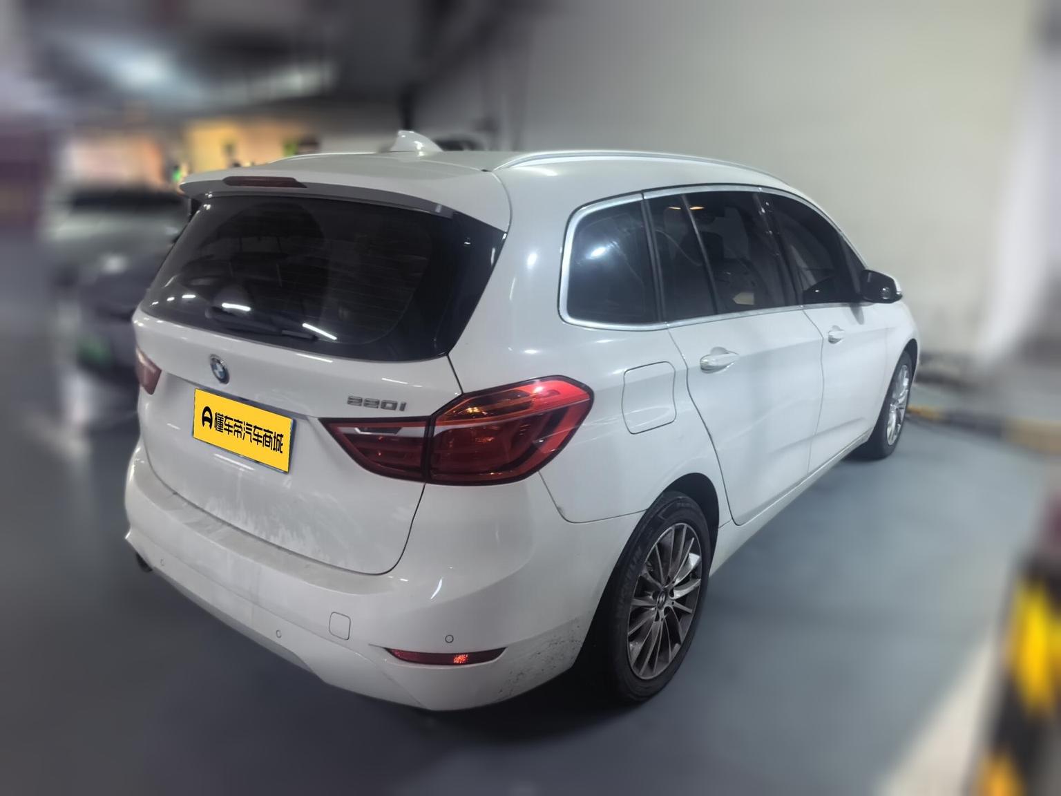 BMW 2 Series Gran Tourer 2019 220i Leading