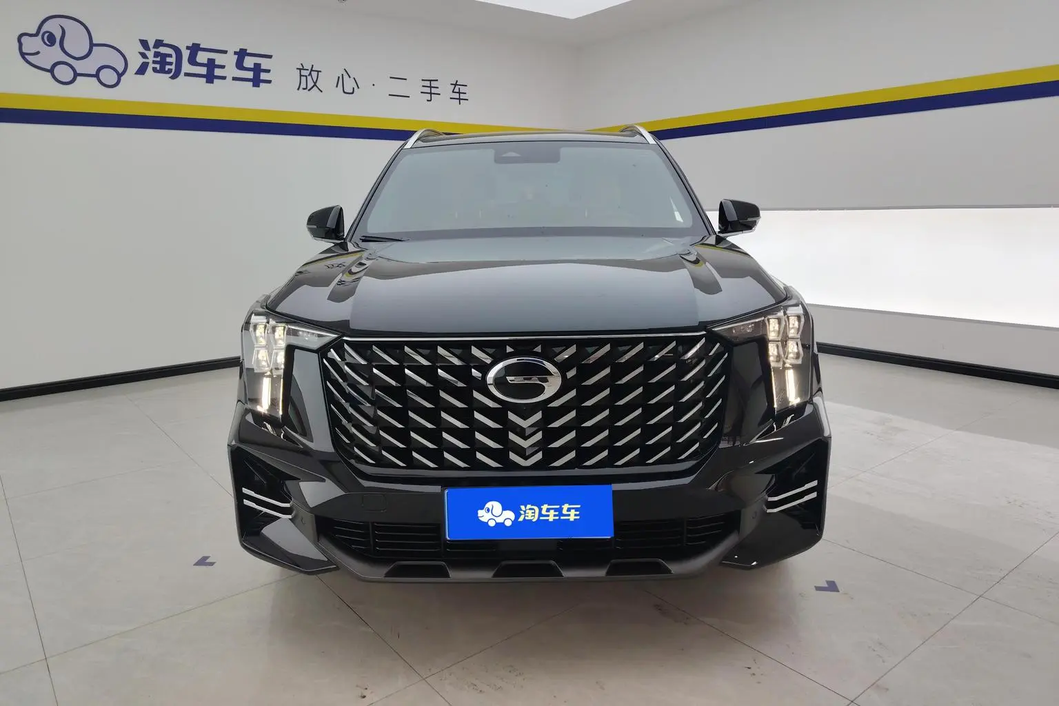 GAC Trumpchi Trumpchi GS8 2025 Series 2.0TGDI 2WD 5 seat Luxury