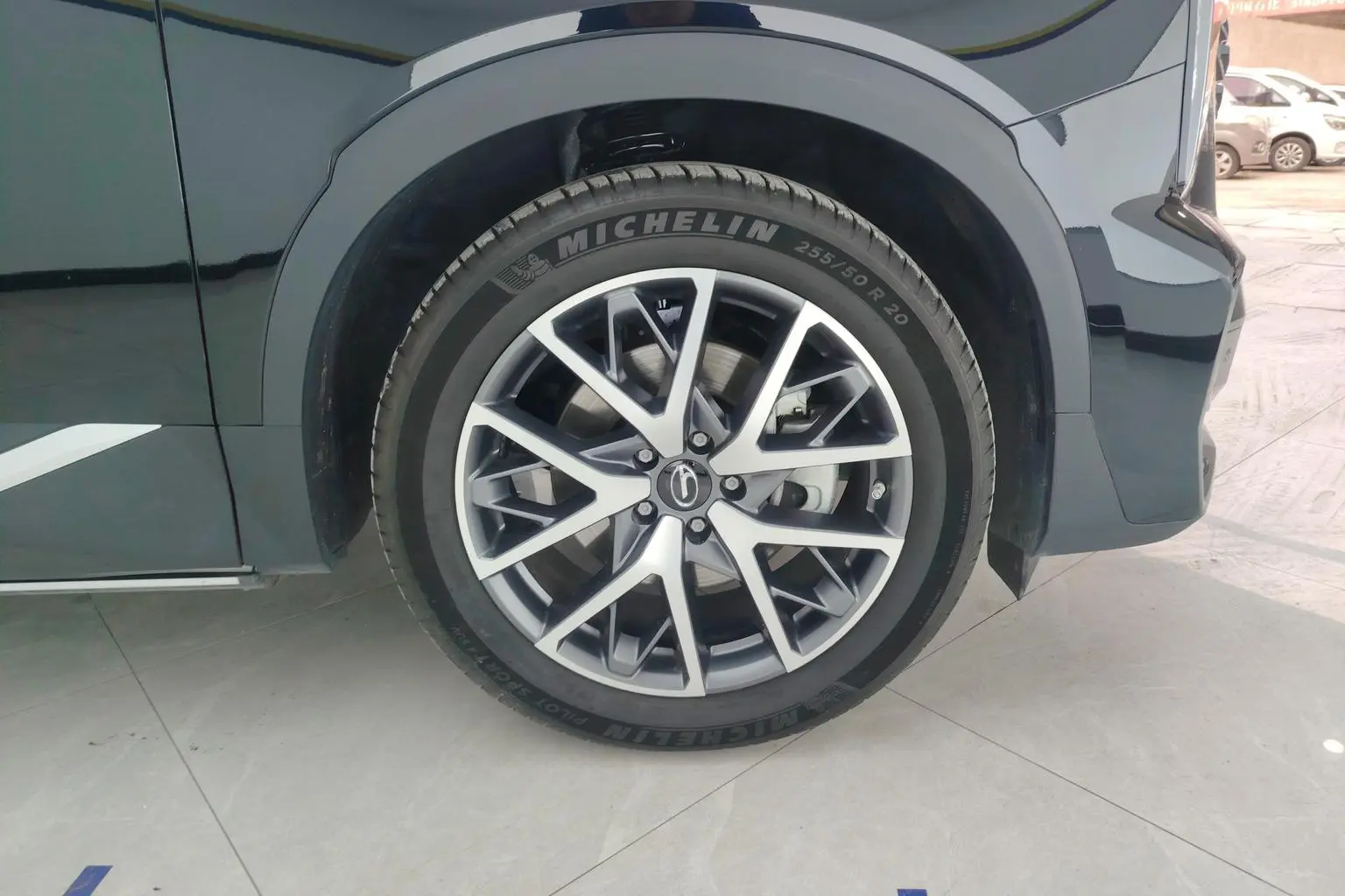 GAC Trumpchi Trumpchi GS8 2025 Series 2.0TGDI 2WD 5 seat Luxury