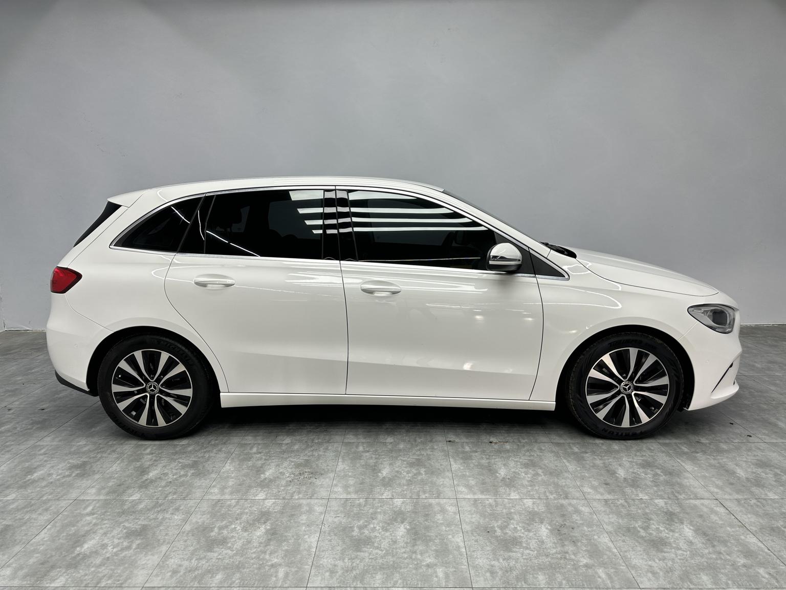Mercedes-Benz B Class 2021 B 180 Fashion