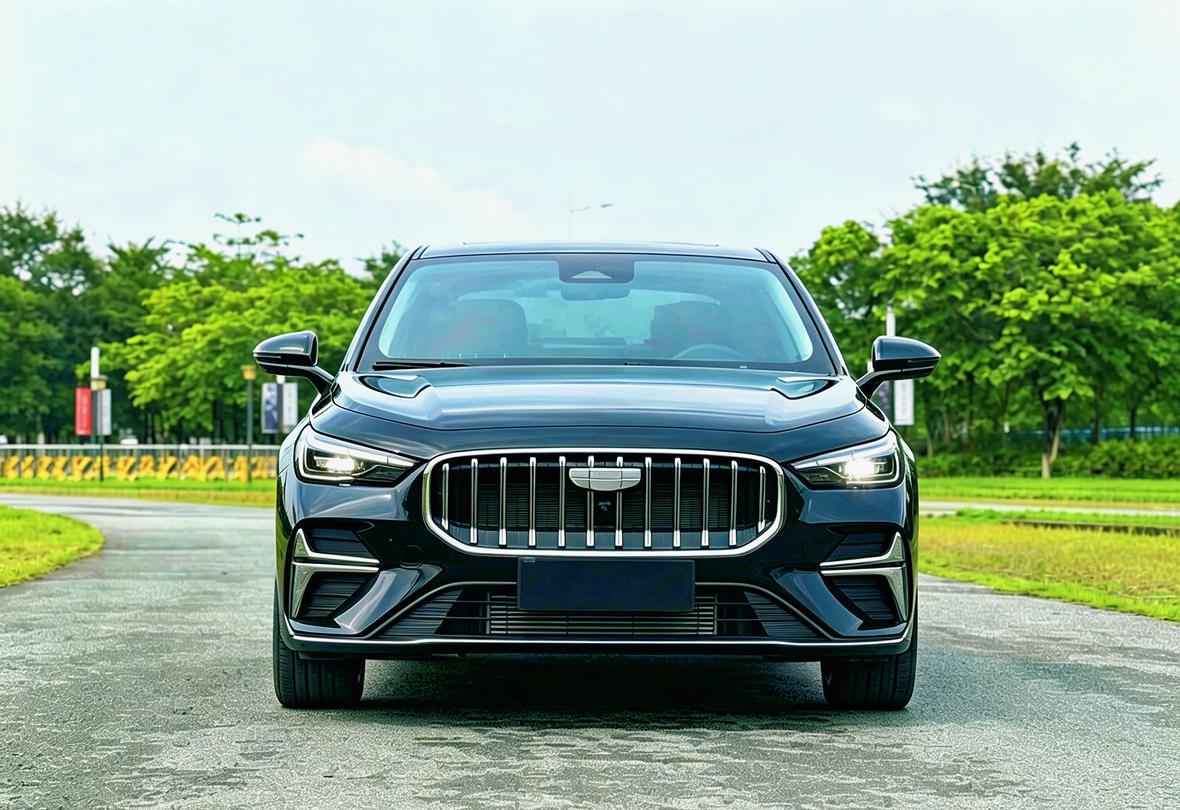 Geely Emgrand 2026 5 1.5T DCT Flagship
