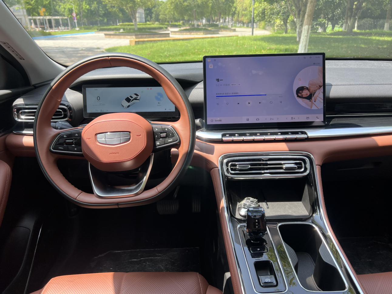 Geely Emgrand 2026 5 1.5T DCT Flagship