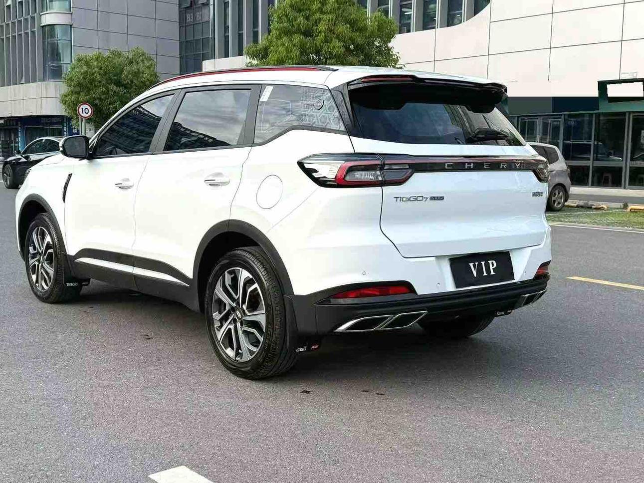 Chery Tiggo 7 PLUS 2023 Champion 1.5TGDI DCT Luxury