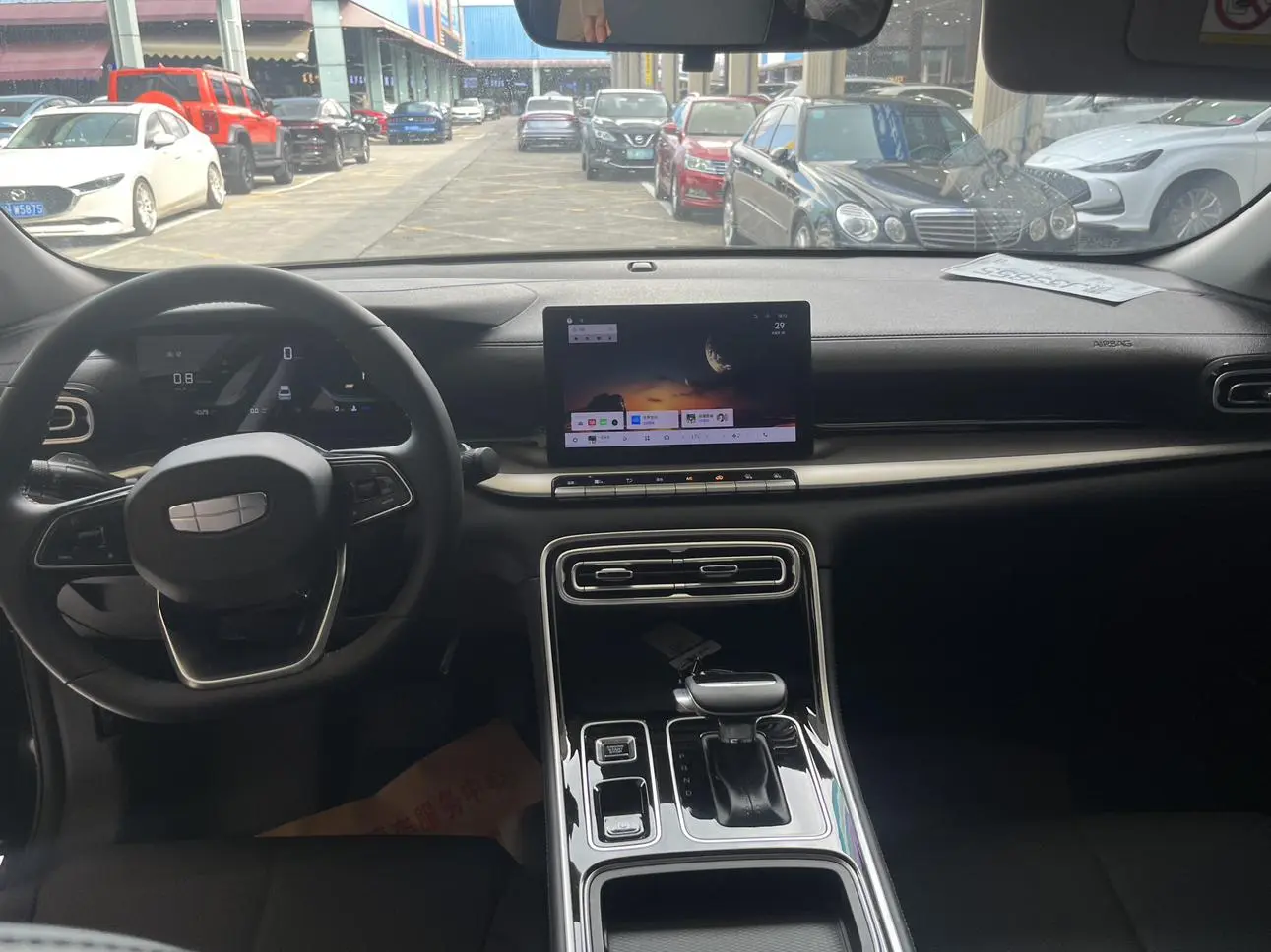 Geely Emgrand 2026 5 1.5L CVT Luxury