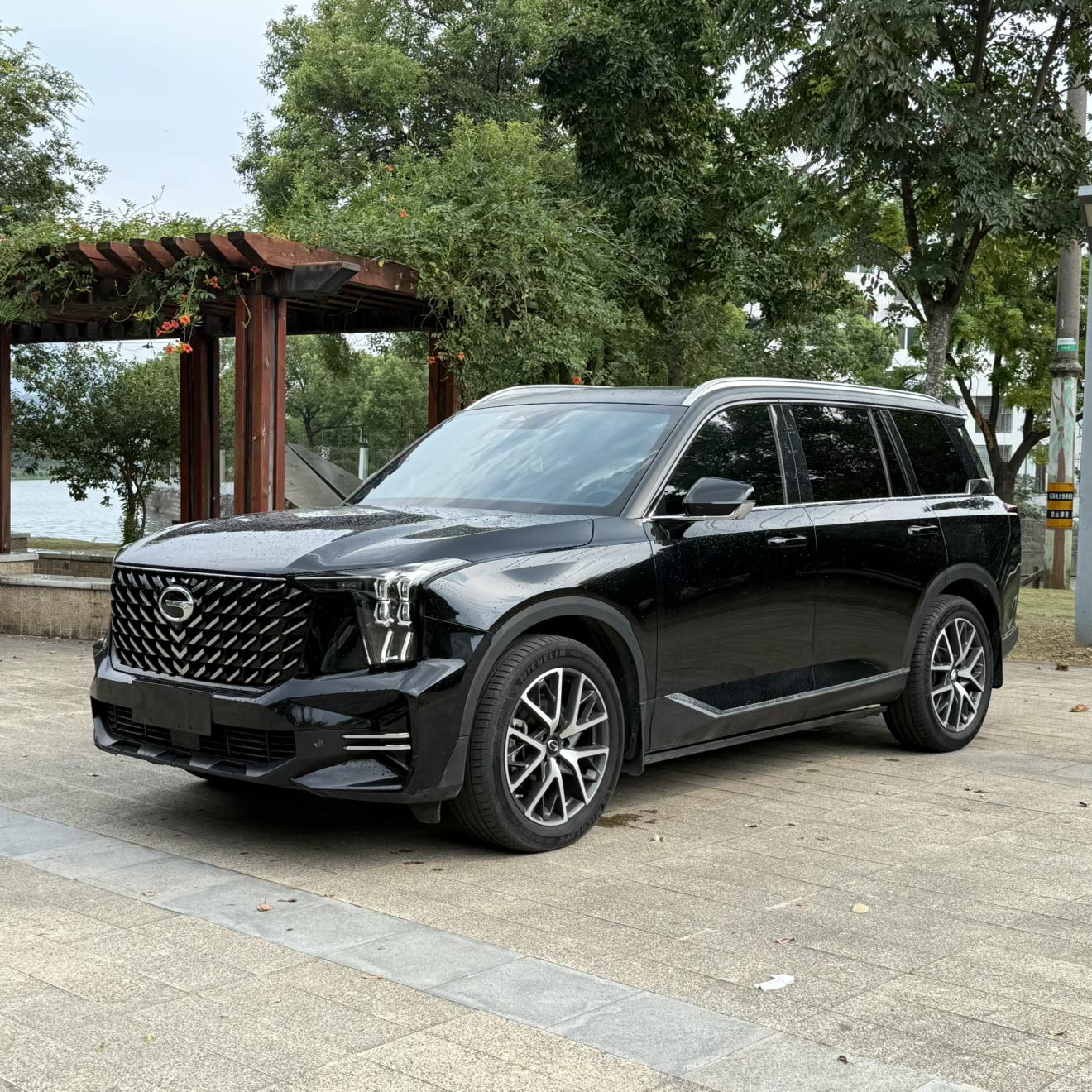 GAC Trumpchi Trumpchi GS8 2022 Series 2.0TGDI 2WD Luxury Connected 7 seat