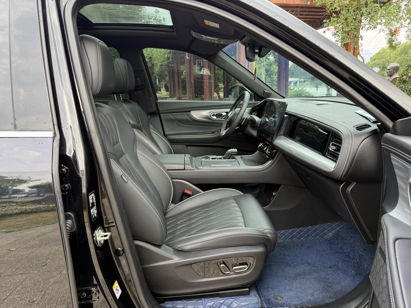 GAC Trumpchi Trumpchi GS8 2022 Series 2.0TGDI 2WD Luxury Connected 7 seat