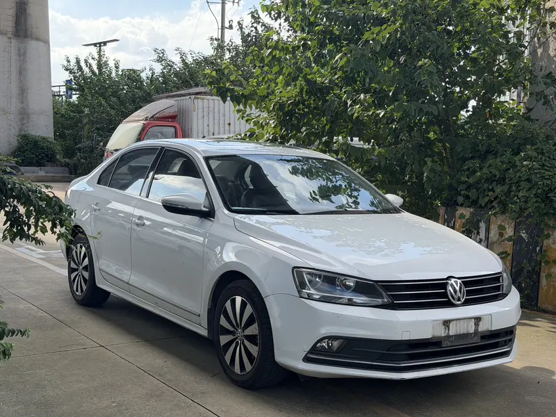 Sagitar 2018 180TSI DSG Premium Edition