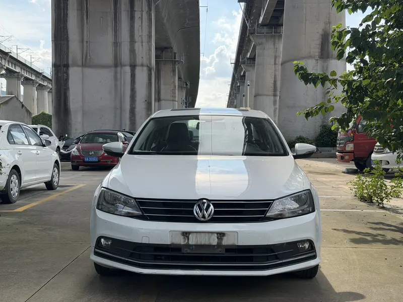 Sagitar 2018 180TSI DSG Premium Edition