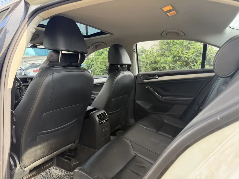 Sagitar 2018 180TSI DSG Premium Edition