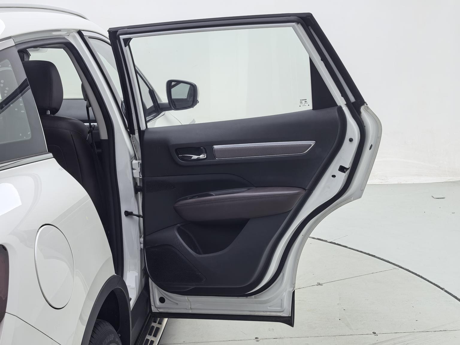Renault 2018 2.0L 2WD 120 Anniversary