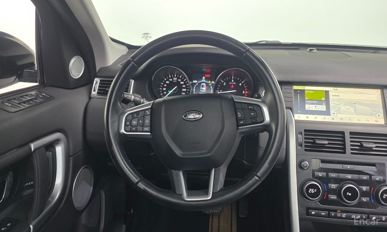 Land Rover Discovery Sports 2.0 TD4 SE (150 horsepower) 2017
