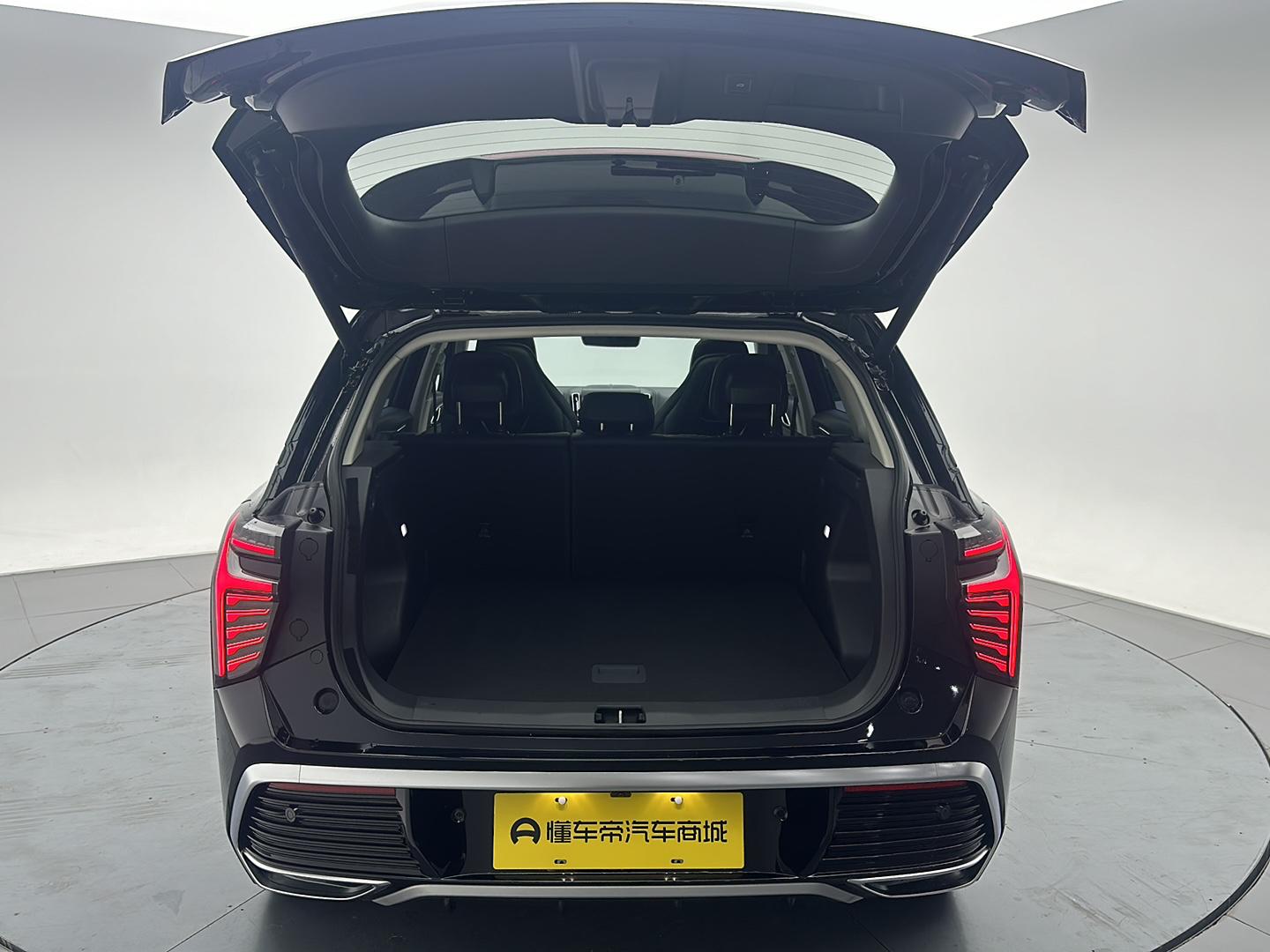 Hongqi HS3 2023 1.5T
