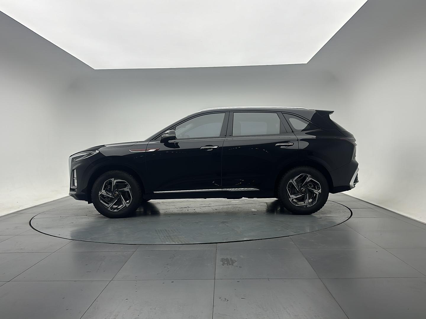 Hongqi HS3 2023 1.5T