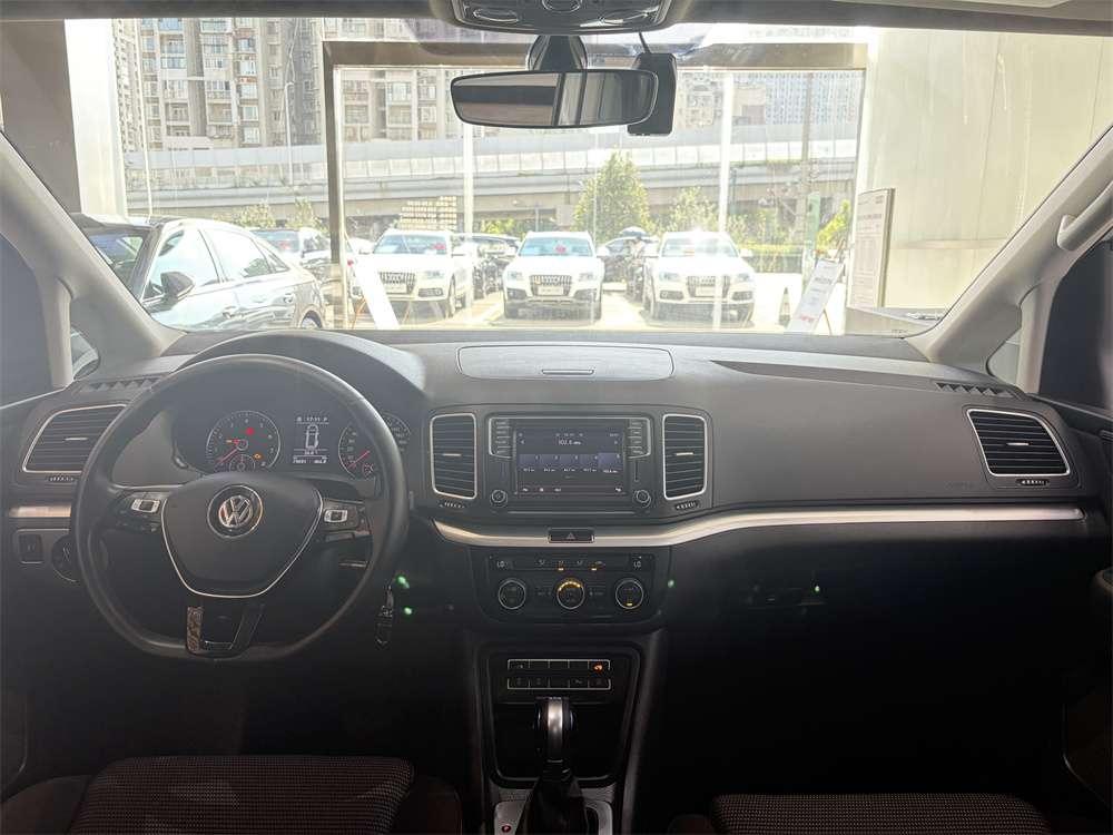 Volkswagen Sharan 2018 380TSI 7 seat