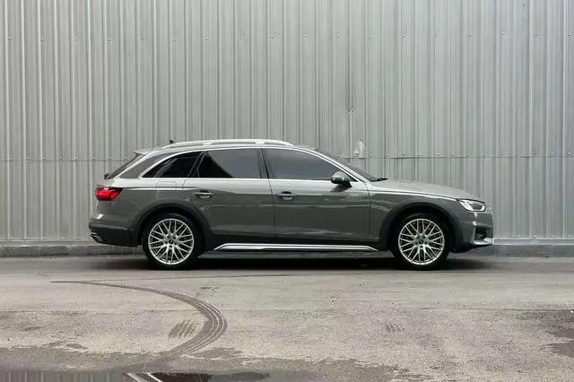 Audi A4( Import ) 2021 allroad quattro
