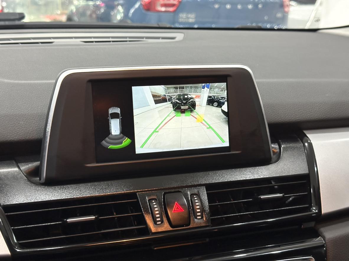 BMW 2 Series Gran Tourer 2019 220i Leading
