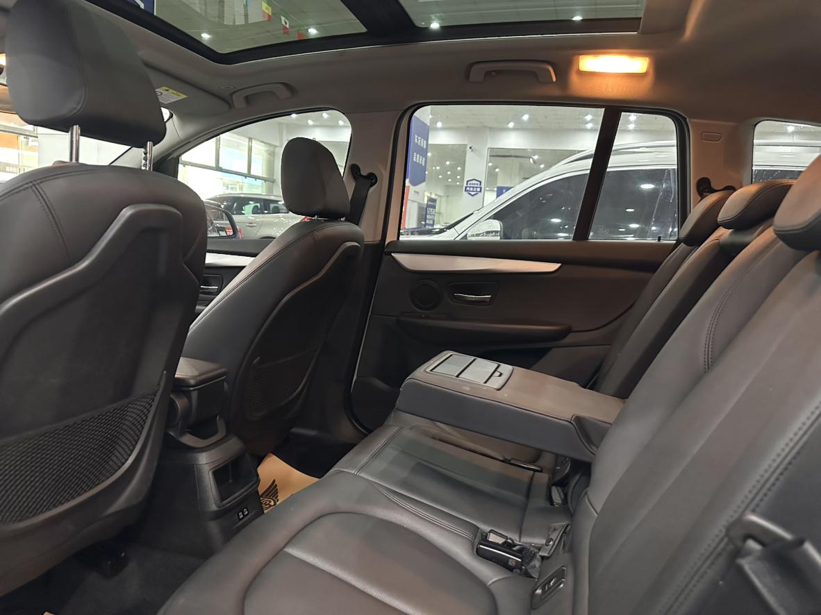 BMW 2 Series Gran Tourer 2019 220i Leading