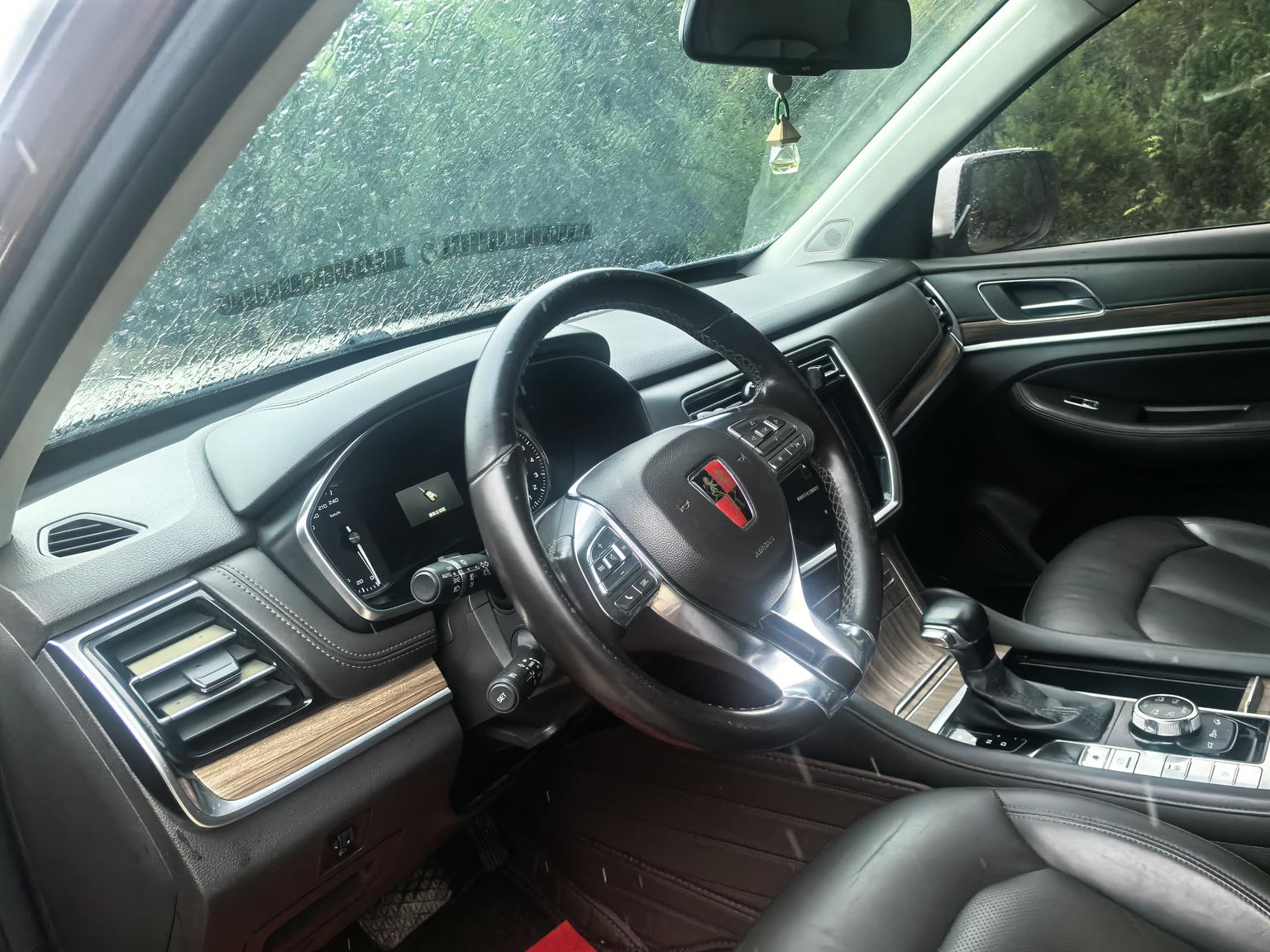 Roewe RX8 2018 30T Smart Connected 4WD Flagship