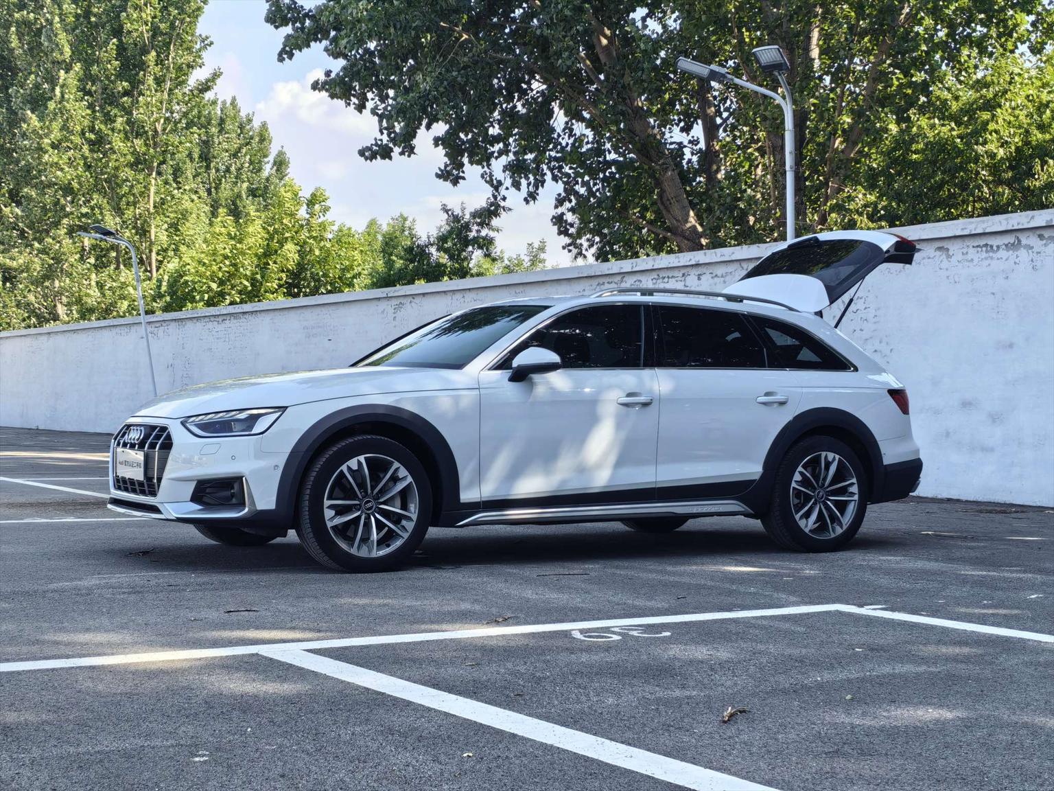 Audi A4( Import ) 2021 allroad quattro