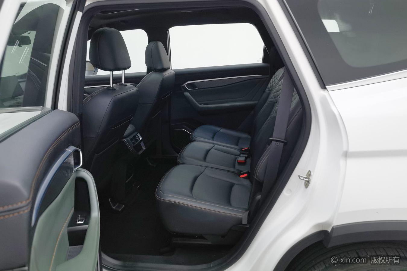 Geely Haoyue L 2023 2.0TD DCT Premium