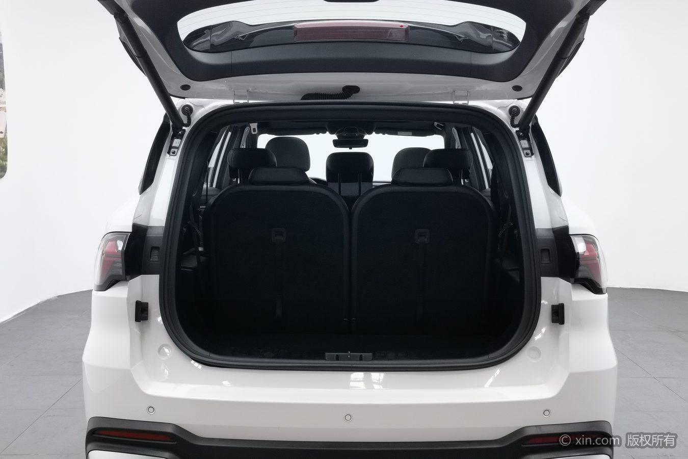 Geely Haoyue L 2023 2.0TD DCT Premium