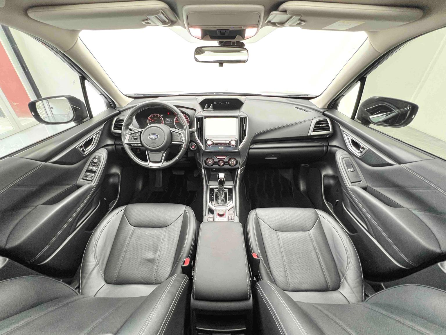 Subaru FORESTER Forester 2019 2.0i Luxury