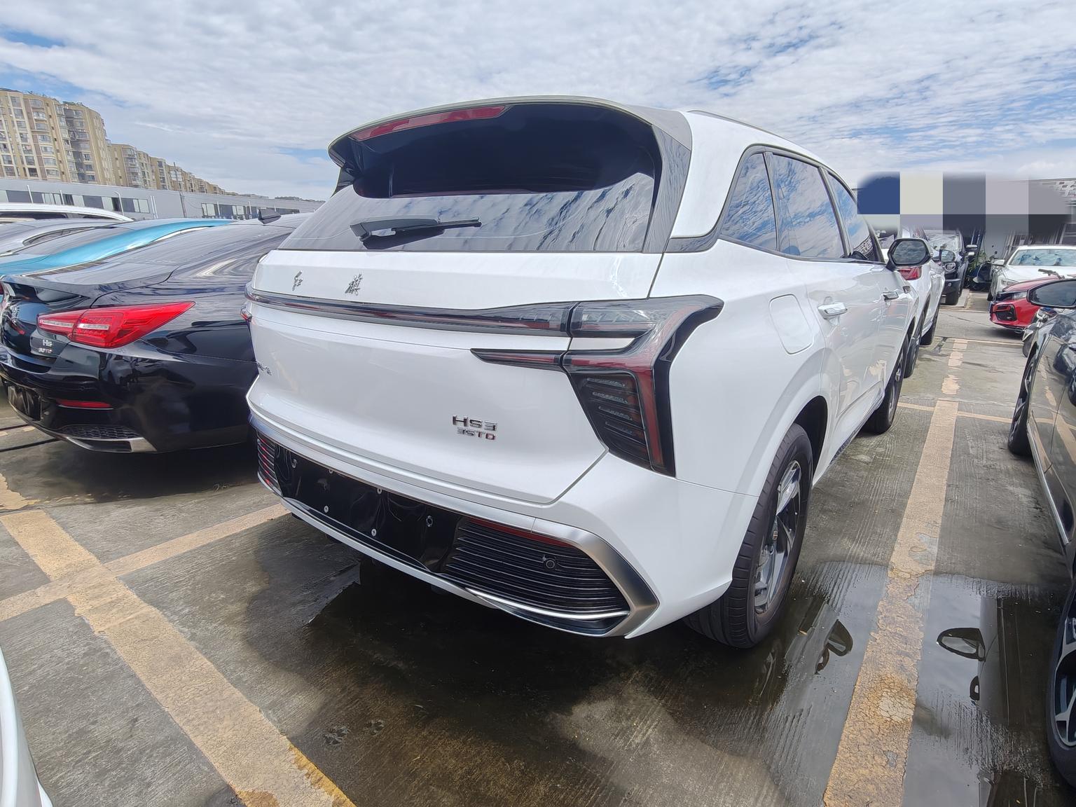 Hongqi HS3 2023 1.5T