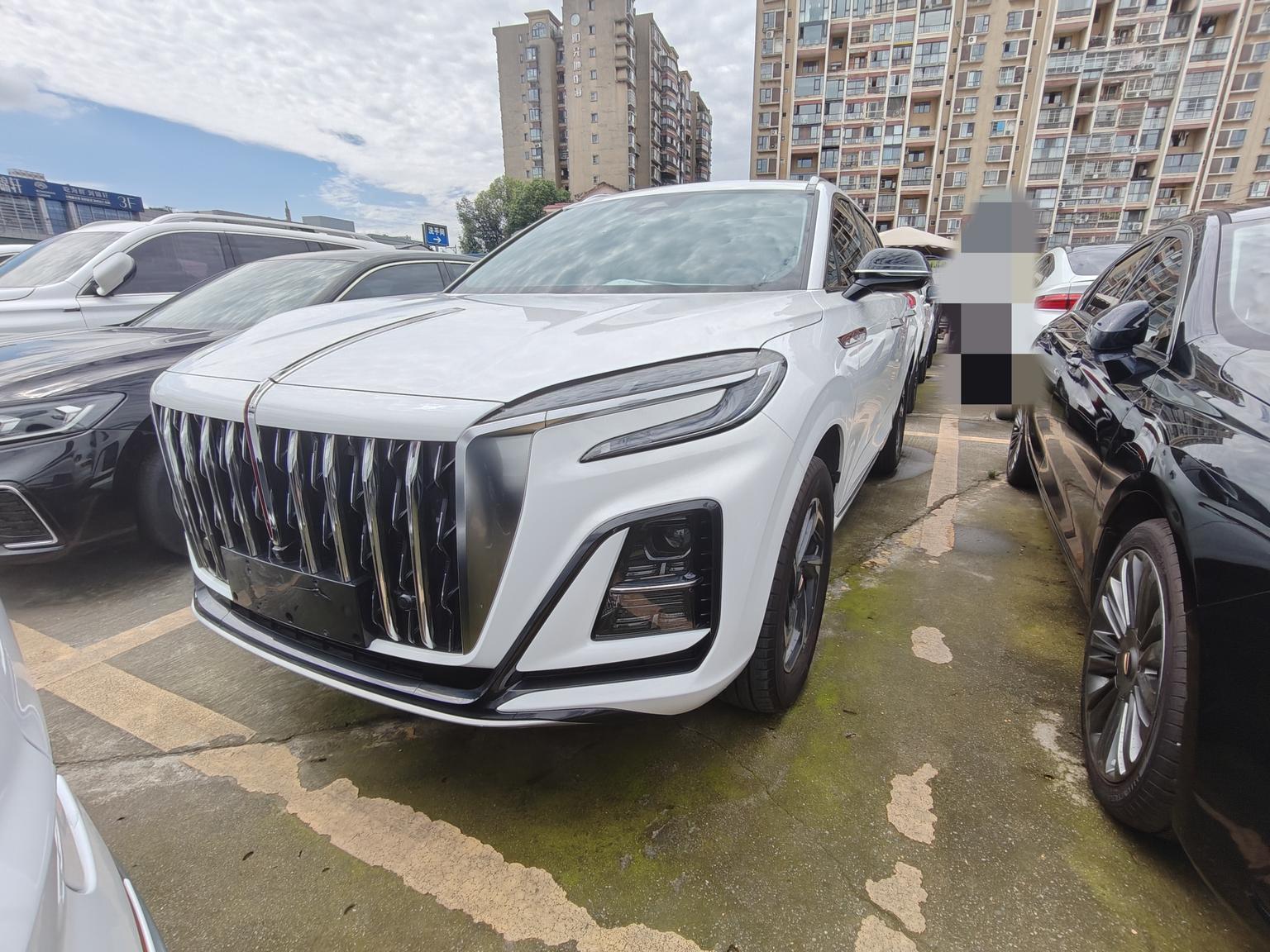 Hongqi HS3 2023 1.5T