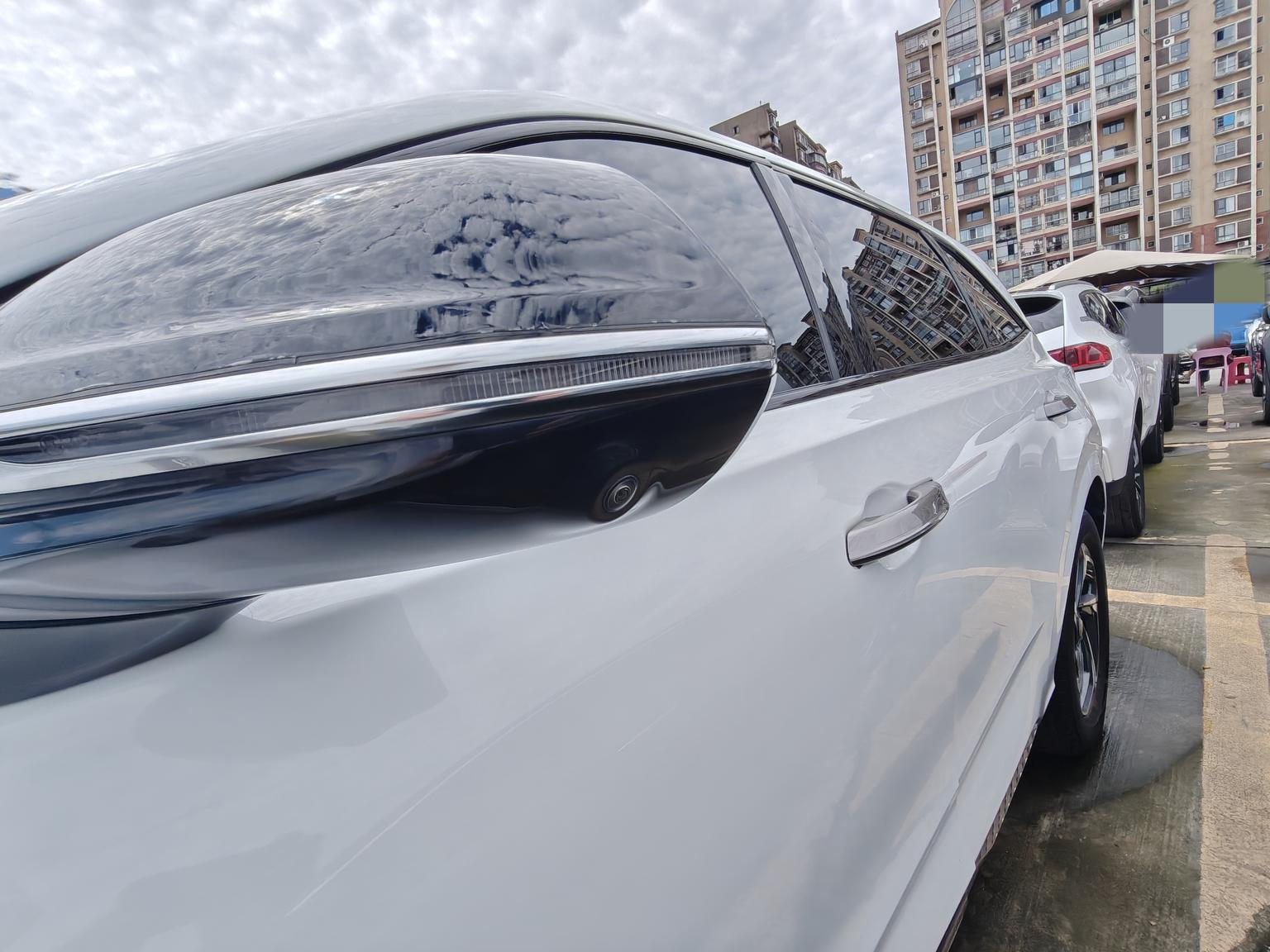 Hongqi HS3 2023 1.5T